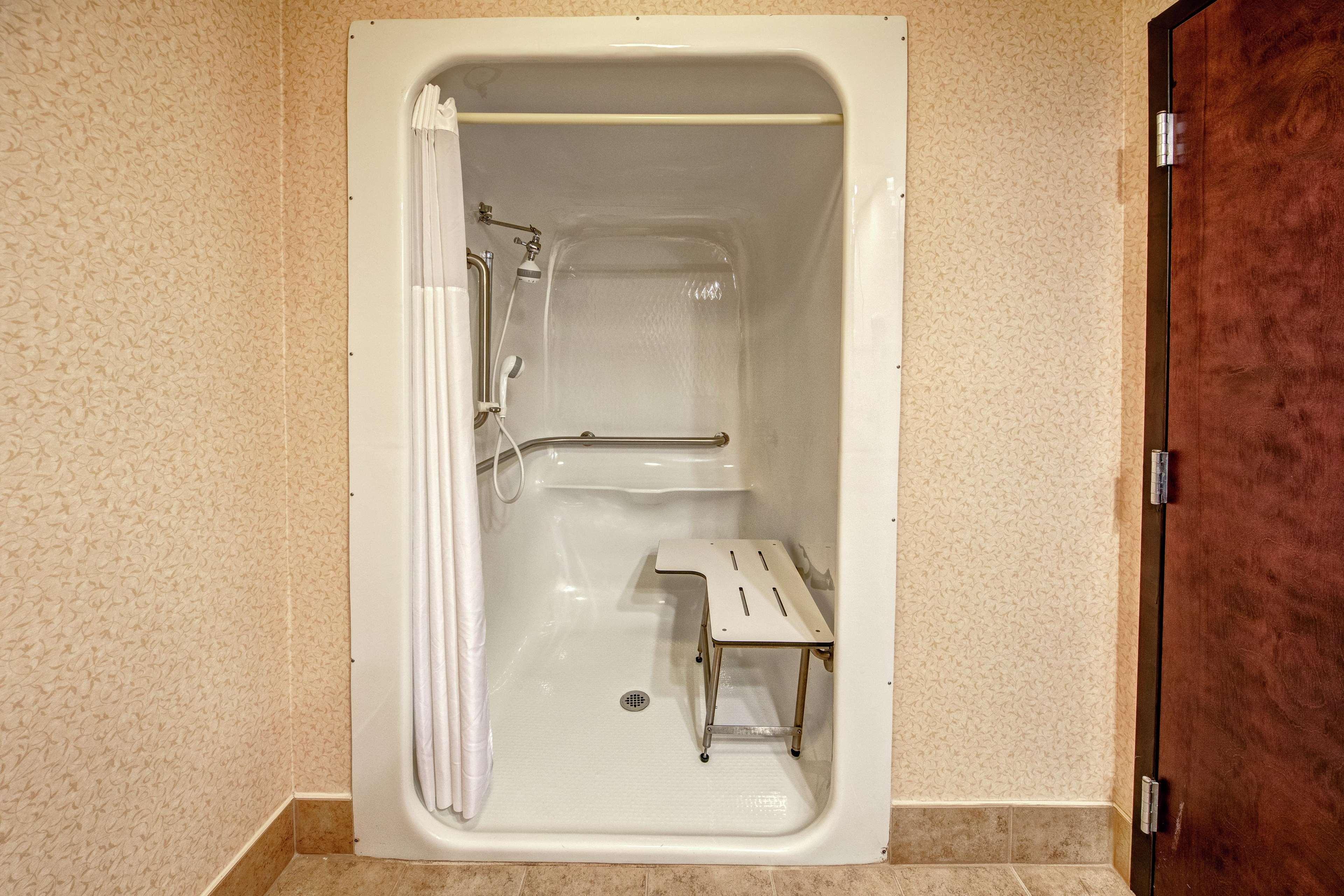 Hampton Inn Ashland Buitenkant foto