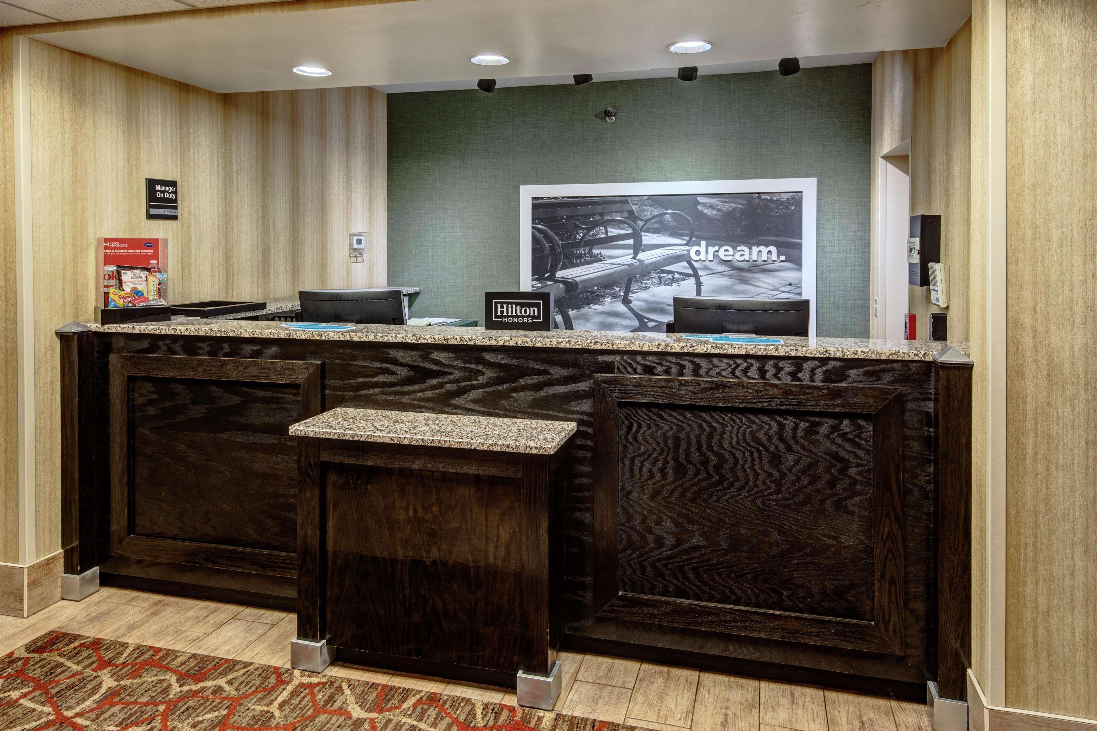 Hampton Inn Ashland Buitenkant foto