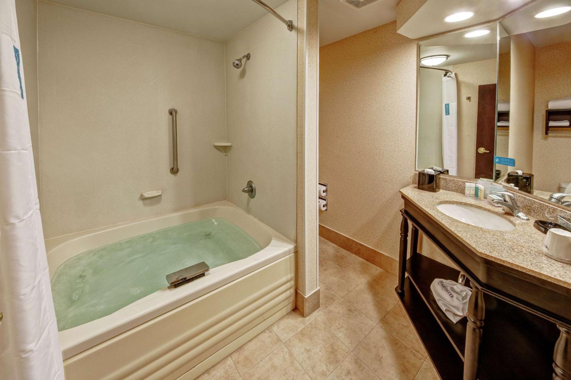 Hampton Inn Ashland Buitenkant foto