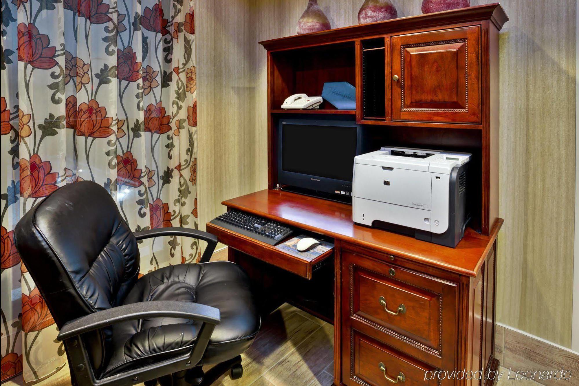 Hampton Inn Ashland Buitenkant foto